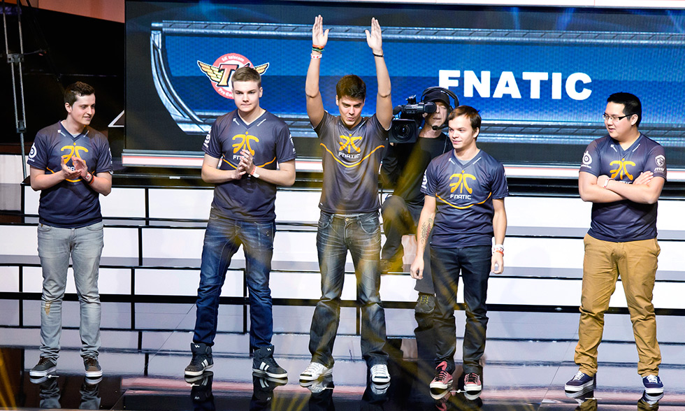 英雄联盟转会期:基于选手数据与团队化学反应的转会决策如何重塑联盟格局